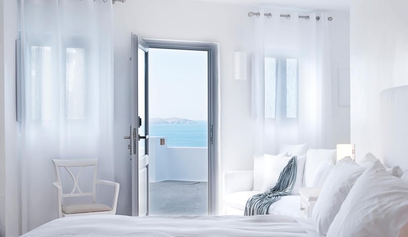 KATIKIES SANTORINI - JUNIOR SUITE  BEDROOM